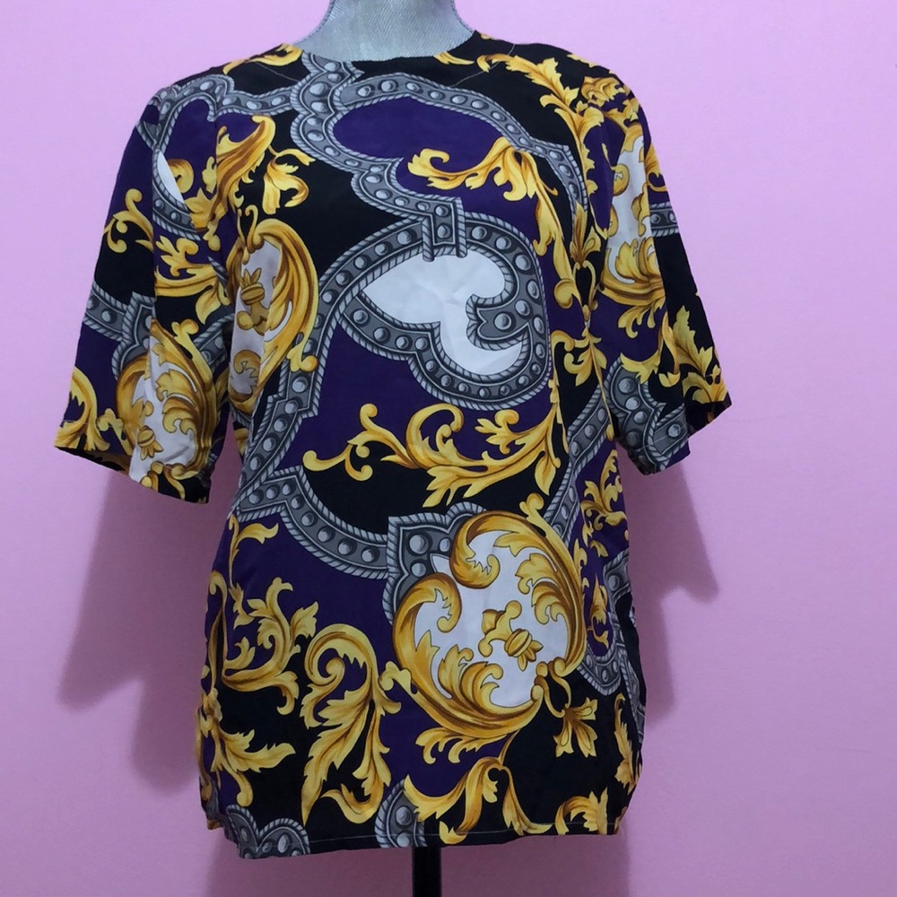 Top with chain design print